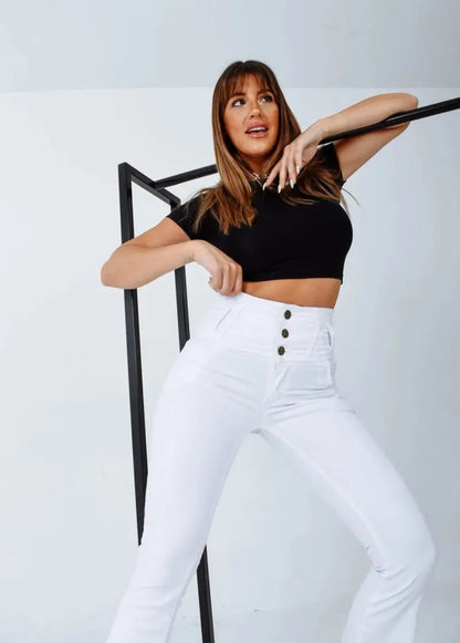 👖 Jean Tiro Alto con Botones – Estilo y Comodidad en una Sola Prenda ✨